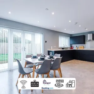Harper's Haven: Spacious Detached House In Hawarden Holiday home